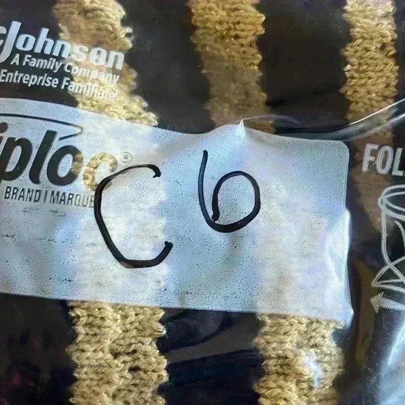 Woman Sweater Black & Gold Horizontal Stripe Long Sleeve Crew Neck Pullover 14 - Picture 9 of 9